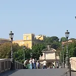 Domus Next Campo De'fiori With Thermal Shower