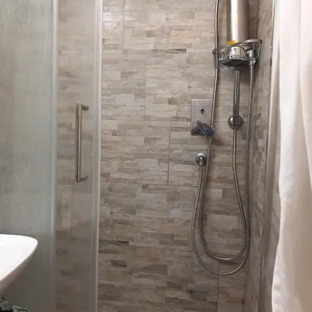 アパート Domus Next Campo De'fiori With Thermal Shower