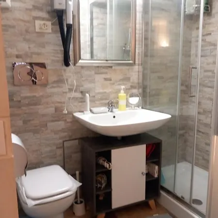 Domus Next Campo De'fiori With Thermal Shower Rom