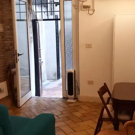 Appartement Domus Next Campo De'fiori With Thermal Shower